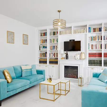 Szarka Downtown Villa *